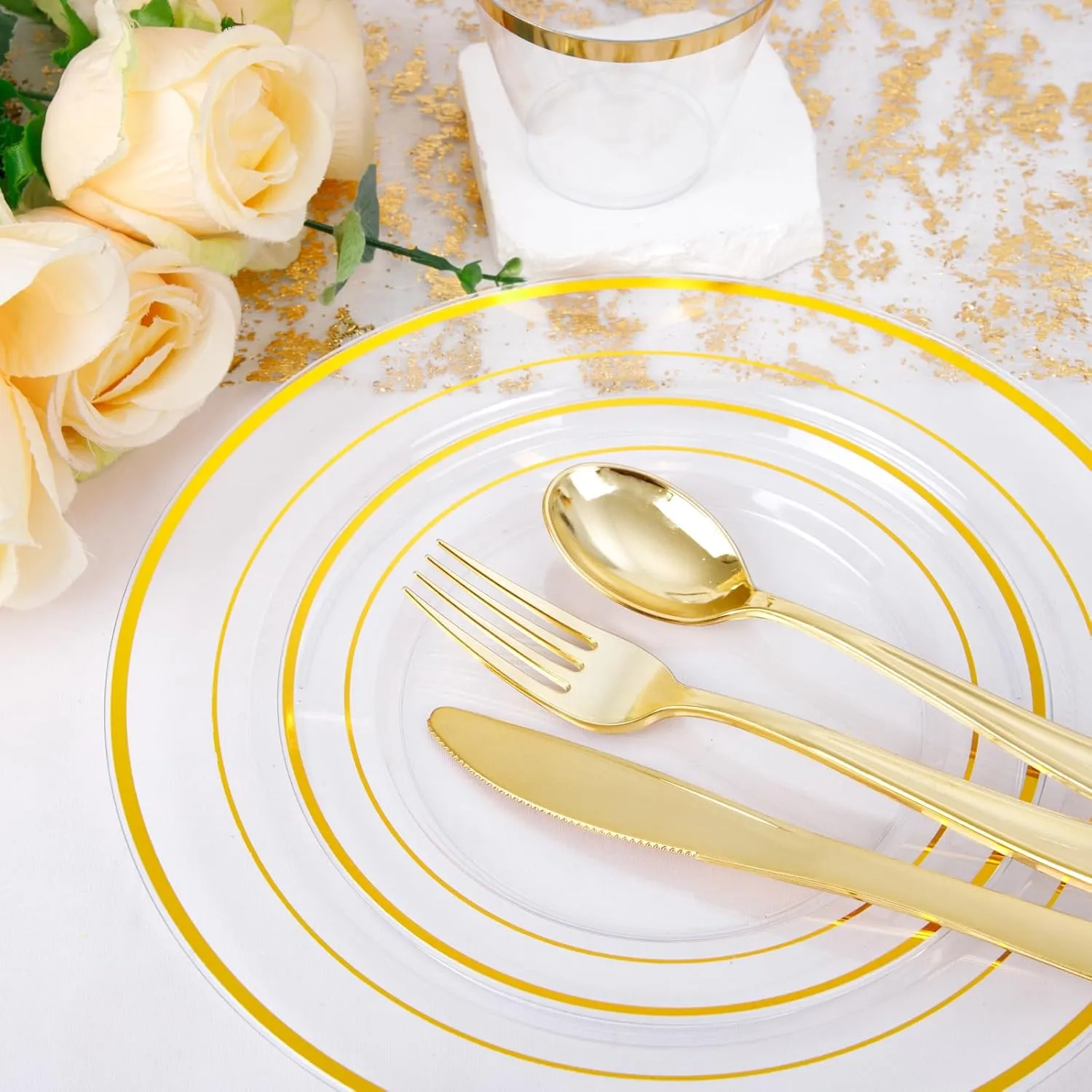 bUCLA 150Pcs Clear Gold Plastic Dinnerware Set - Clear and Gold Disposable Plates Include 25 Dinner / 25 Dessert Plates,25 Knives,25 Forks,25 Spoons,25 Cups for Party&Wedding