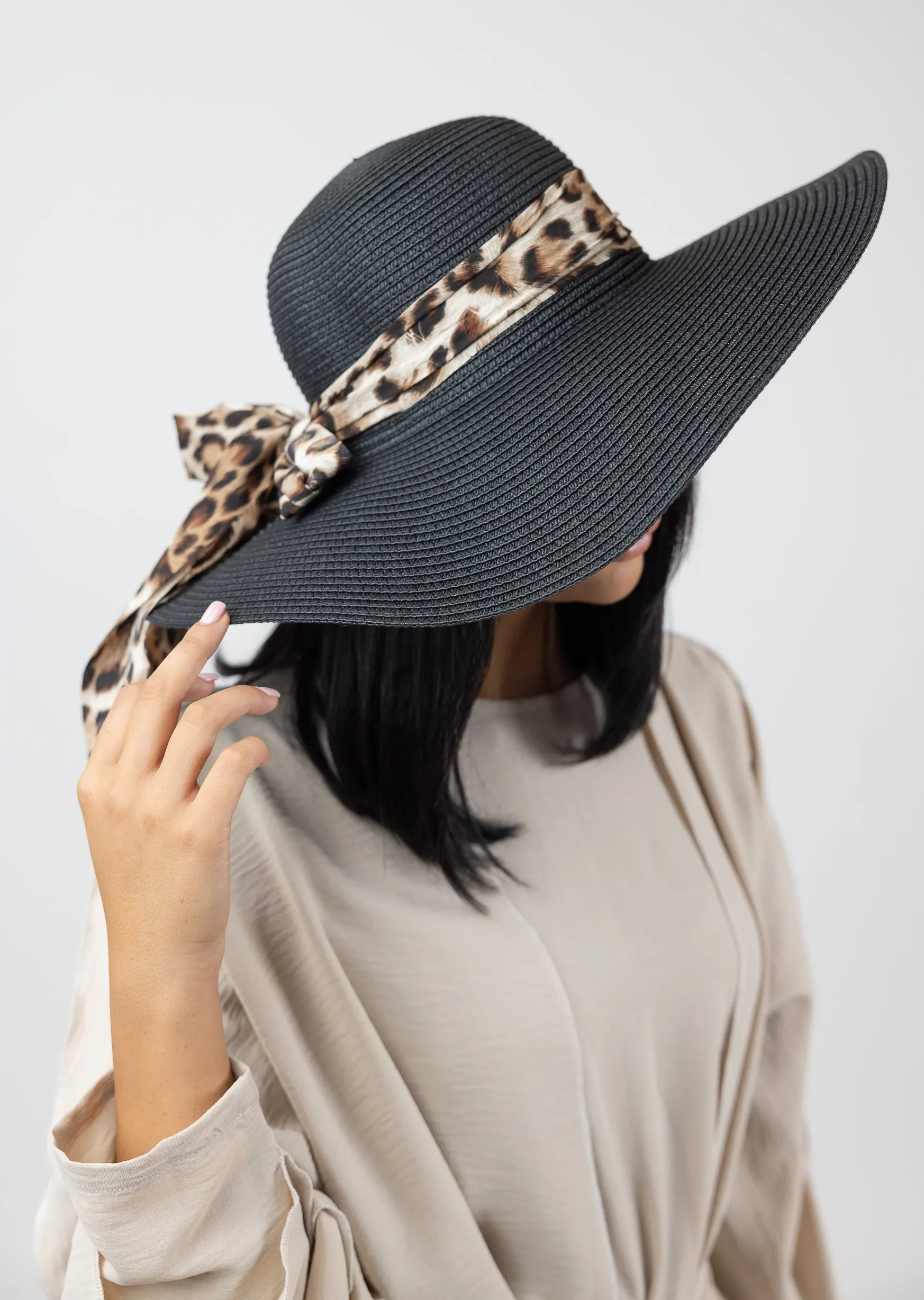 Ezmirelda Hat