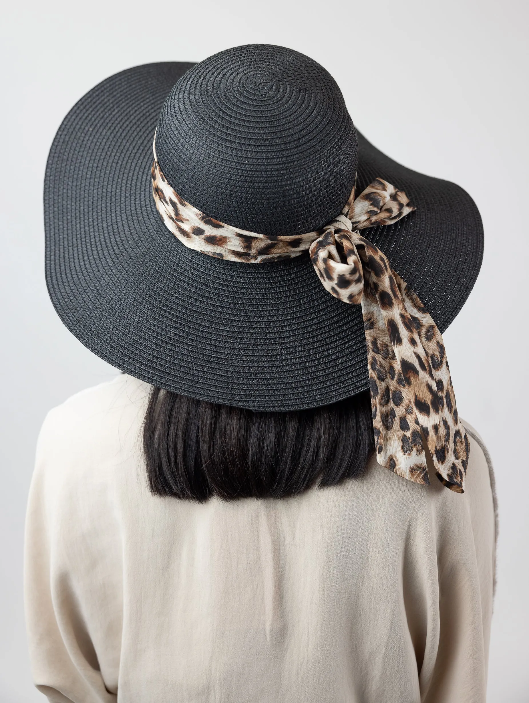 Ezmirelda Hat