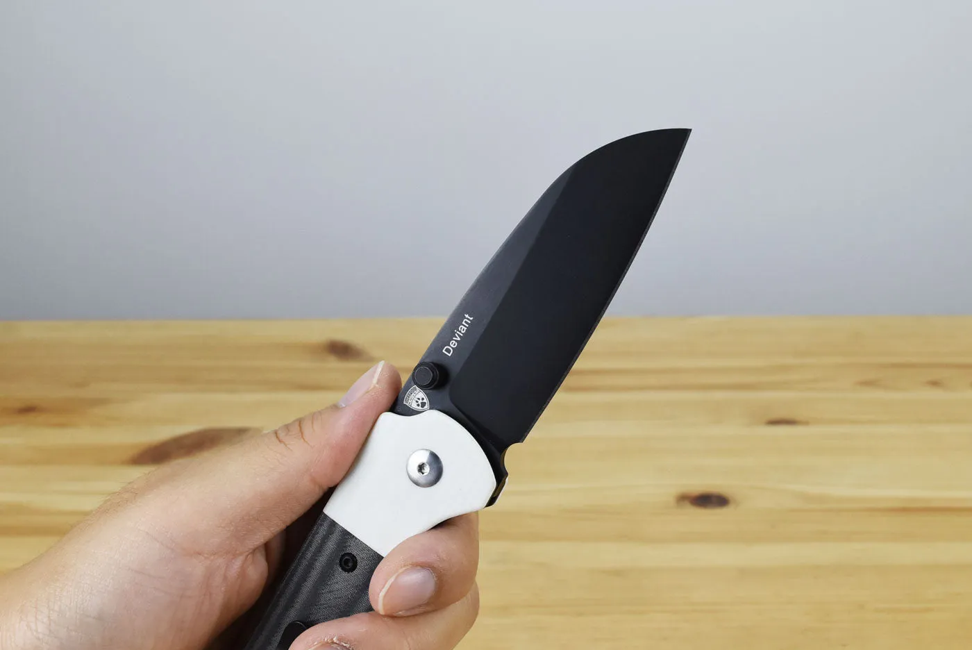 Kizer V3575A2 Deviant M390